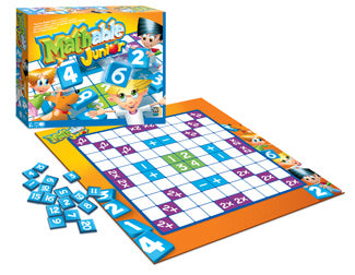 Mathable Junior - Wooky - Scrabble junior mathématiques - Devant de la boîte, plateau de jeu et plaquettes de jeu